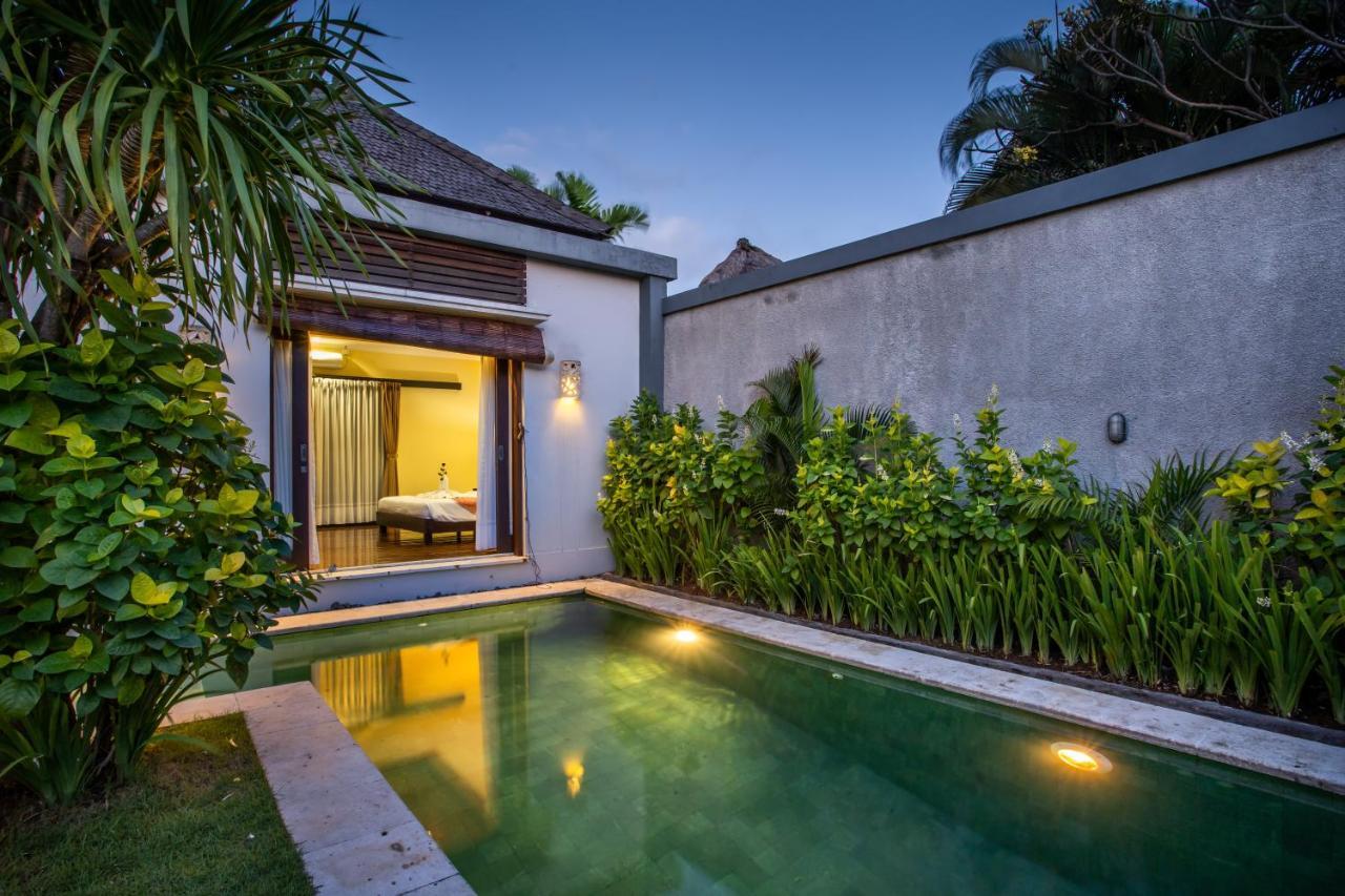 Villa Nadya Seminyak  Luaran gambar